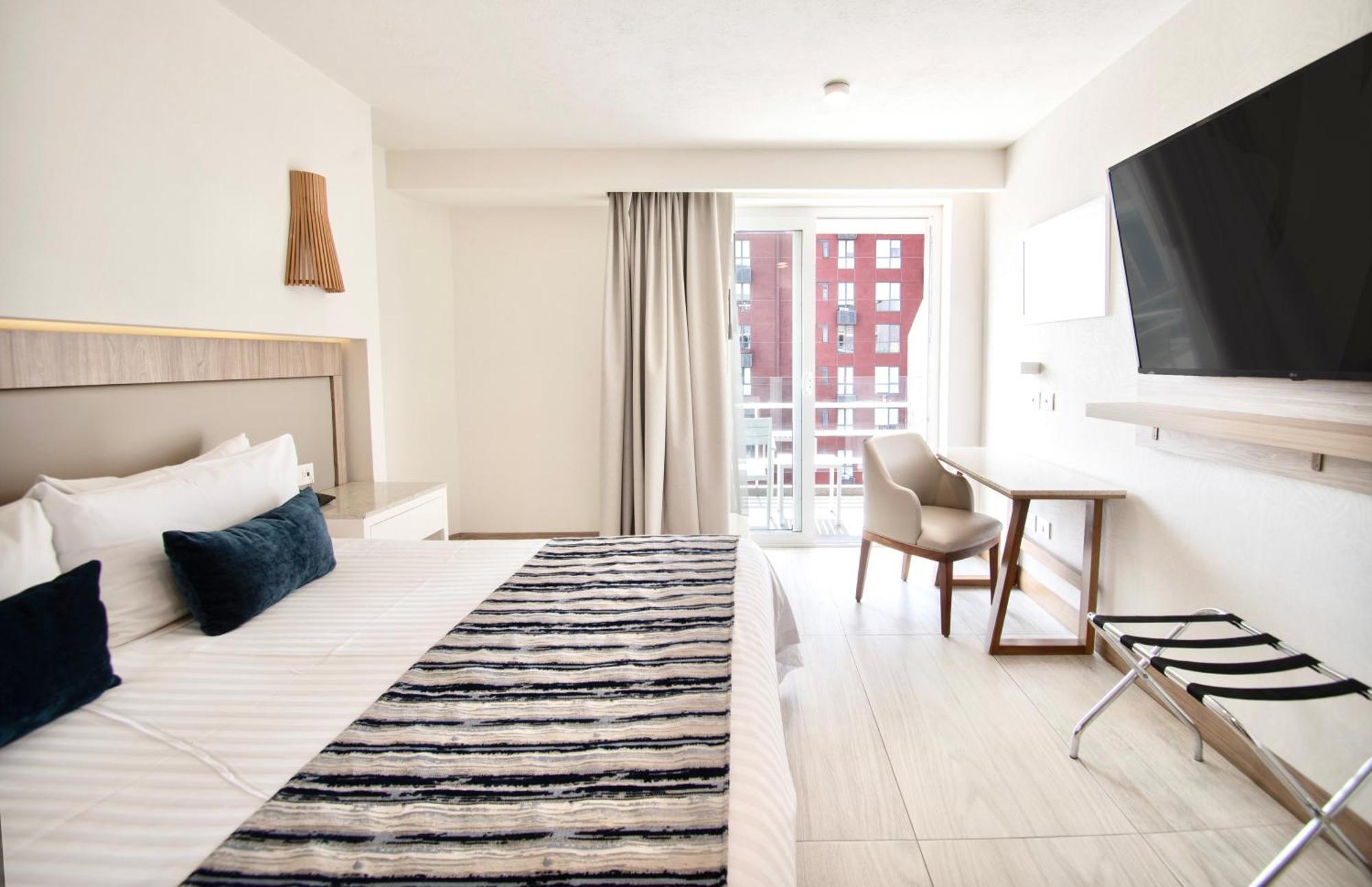 Hotel Velvet Plaza 과달라하라 외부 사진