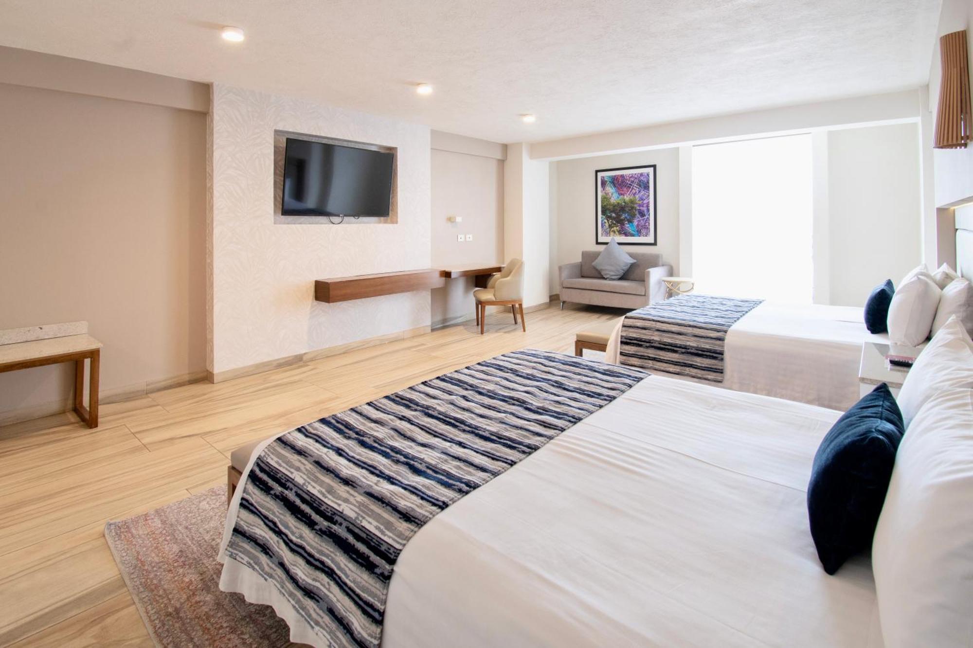 Hotel Velvet Plaza 과달라하라 외부 사진